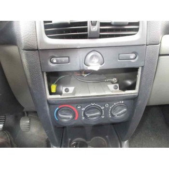 renault clio ii fase ii (b/cb0) del año 2001