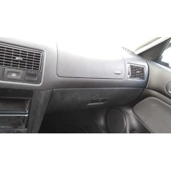 volkswagen golf iv berlina (1j1) del año 1999