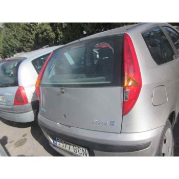 fiat punto berlina (188) del año 2000