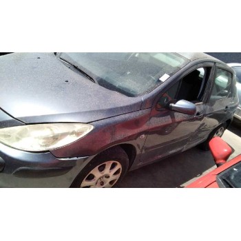 peugeot 307 berlina (s2) del año 2005