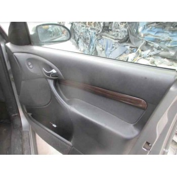 ford focus berlina (cak) del año 1999