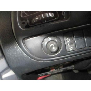 citroën xsara berlina del año 2001