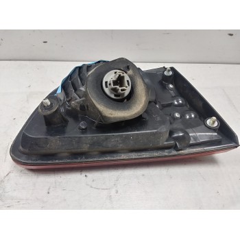 Recambio de piloto trasero derecho interior para citroën c-crosser 2.2 hdi fap cat referencia OEM IAM   