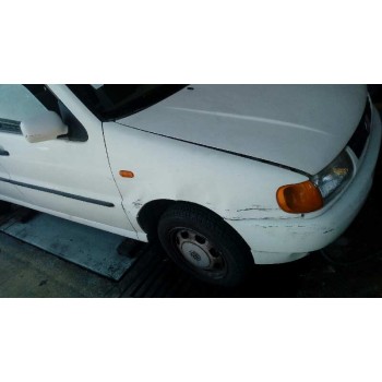 volkswagen polo berlina (6n1) del año 1995