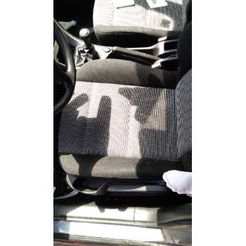 peugeot 307 berlina (s2) del año 2005