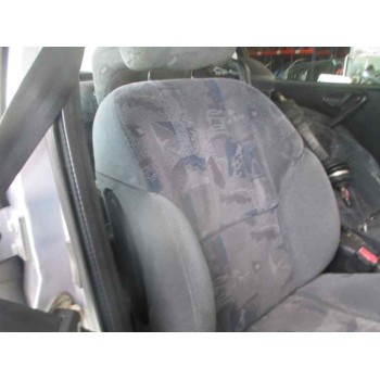 citroën xsara berlina del año 2001