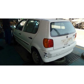 volkswagen polo berlina (6n1) del año 1995
