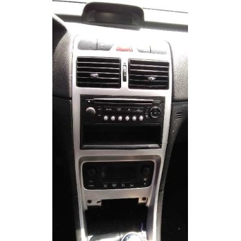 peugeot 307 berlina (s2) del año 2005