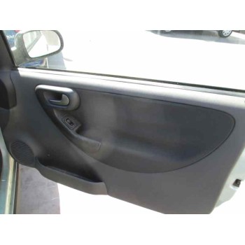 opel corsa c del año 2001