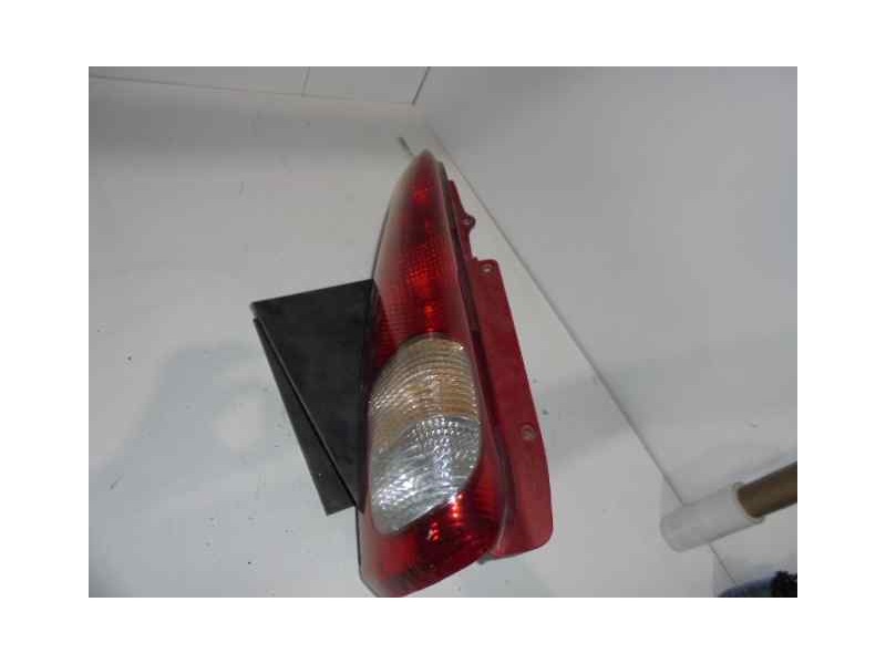 Recambio de piloto trasero izquierdo para daewoo tacuma 2.0 16v referencia OEM IAM   