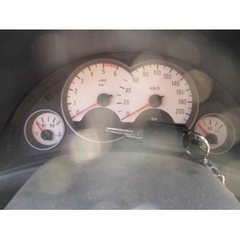 opel corsa c del año 2001