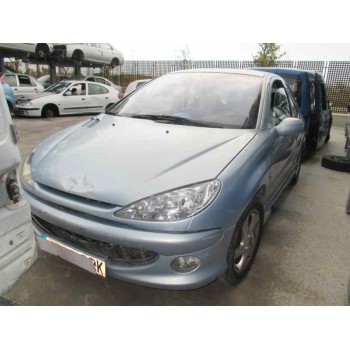 peugeot 206 berlina del año 2001