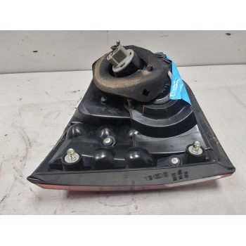 Recambio de piloto trasero derecho interior para citroën c-crosser 2.2 hdi fap cat referencia OEM IAM   