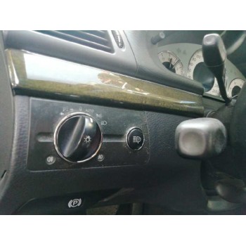 mercedes-benz clase e (w211) berlina del año 2002