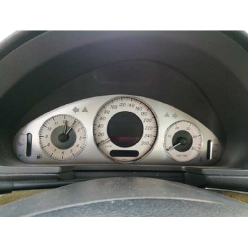 mercedes-benz clase e (w211) berlina del año 2002