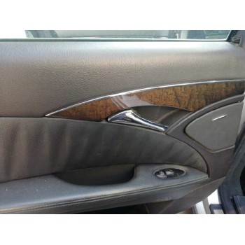 mercedes-benz clase e (w211) berlina del año 2002