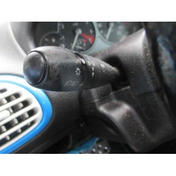 peugeot 206 berlina del año 2001