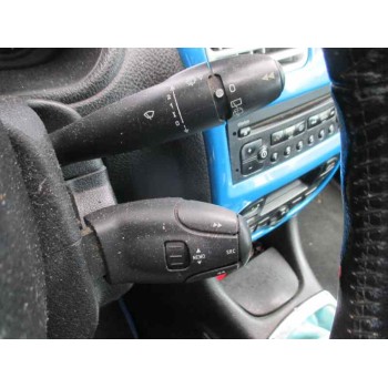 peugeot 206 berlina del año 2001