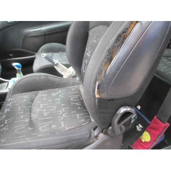 peugeot 206 berlina del año 2001