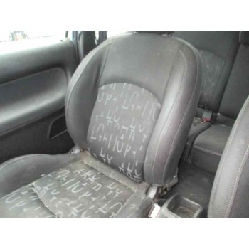 peugeot 206 berlina del año 2001