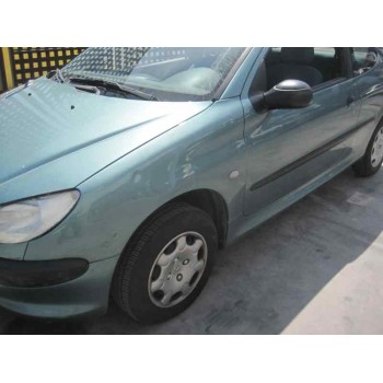 peugeot 206 berlina del año 2000