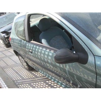 peugeot 206 berlina del año 2000