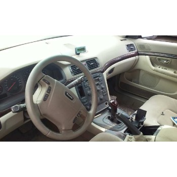 volvo s80 berlina del año 2000