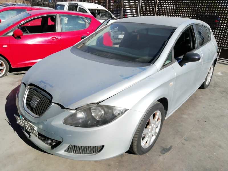 SEAT LEON (1P1)