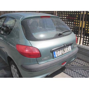 peugeot 206 berlina del año 2000