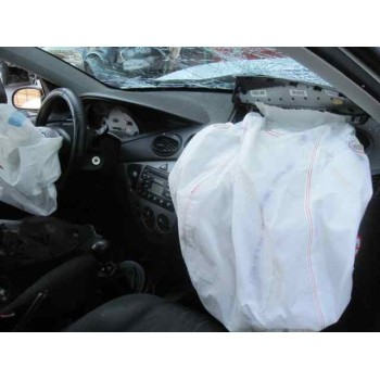 ford focus berlina (cak) del año 2004