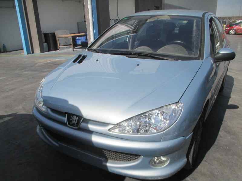 PEUGEOT 206 BERLINA