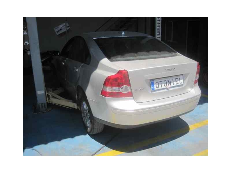 VOLVO S40 BERLINA