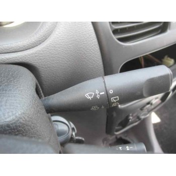 peugeot 206 berlina del año 2000