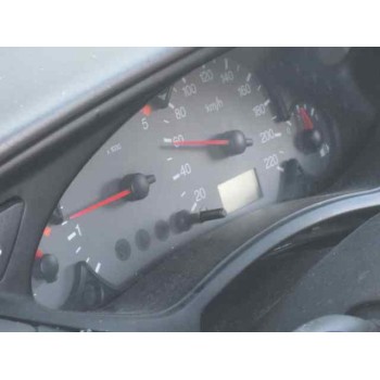 ford focus berlina (cak) del año 2004