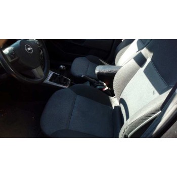 opel astra h berlina del año 2006