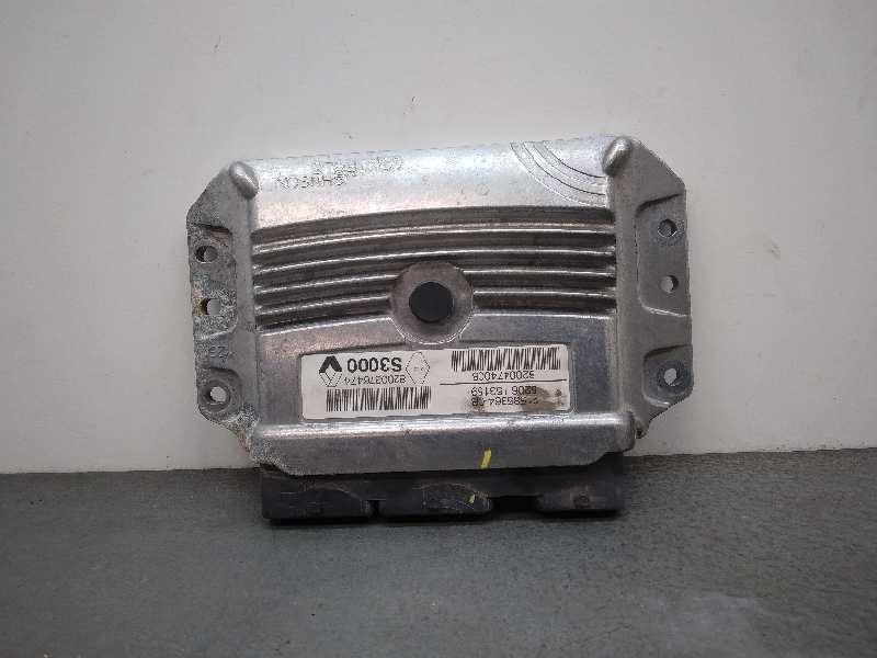 Recambio de centralita motor uce para renault modus luxe privilege referencia OEM IAM 8200376474  