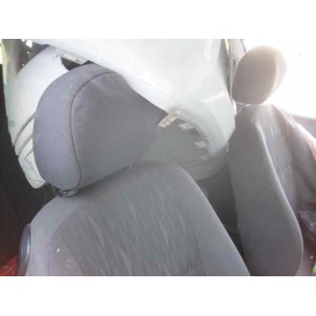 ford focus berlina (cak) del año 2004