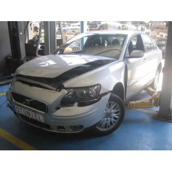 volvo s40 berlina del año 2005