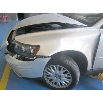 volvo s40 berlina del año 2005