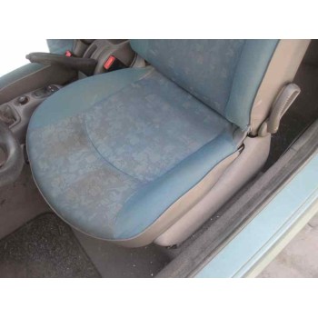 peugeot 206 berlina del año 2000