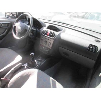 opel corsa c del año 2002