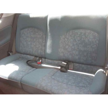 peugeot 206 berlina del año 2000