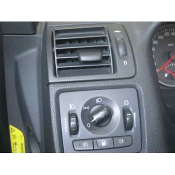 volvo s40 berlina del año 2005