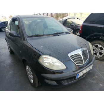 LANCIA YPSILON (101)