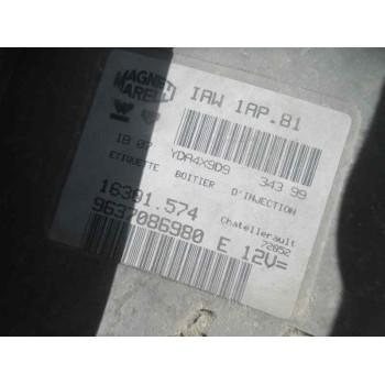 peugeot 206 berlina del año 2000