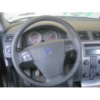 volvo s40 berlina del año 2005