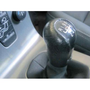 volvo s40 berlina del año 2005