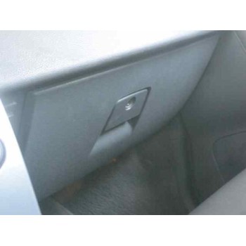 volvo s40 berlina del año 2005