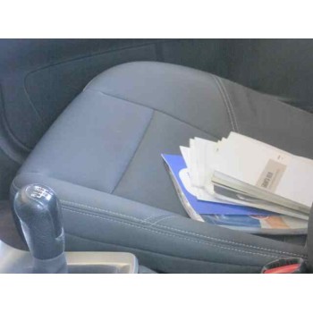 volvo s40 berlina del año 2005