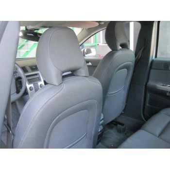 volvo s40 berlina del año 2005